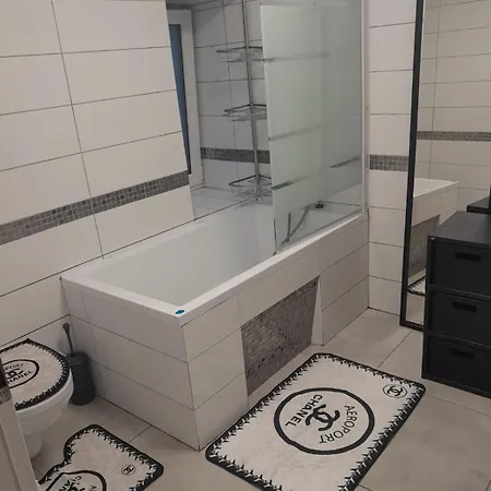 Kozi Zakatek Zofiowka Łąck